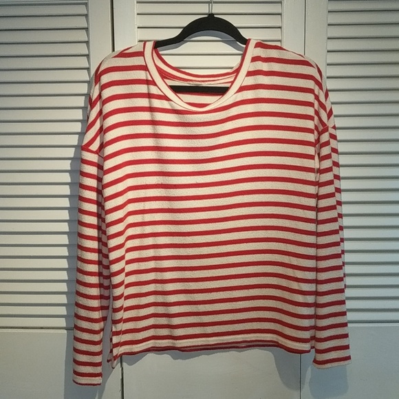 Light Sweater - Picture 1 of 1